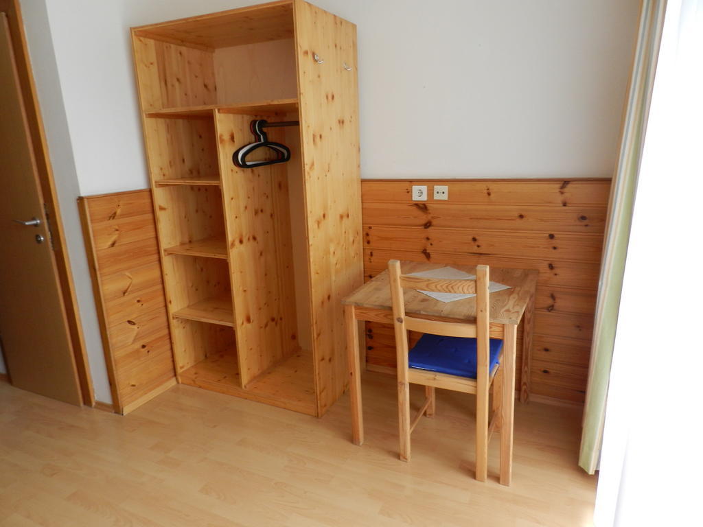 Hotel YOUHEY am Wolfgangsee Strobl Zimmer foto