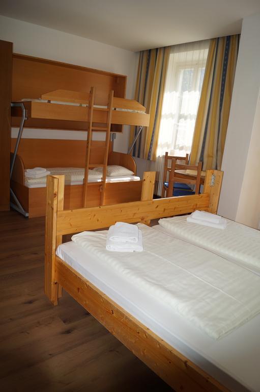 Hotel YOUHEY am Wolfgangsee Strobl Exterior foto